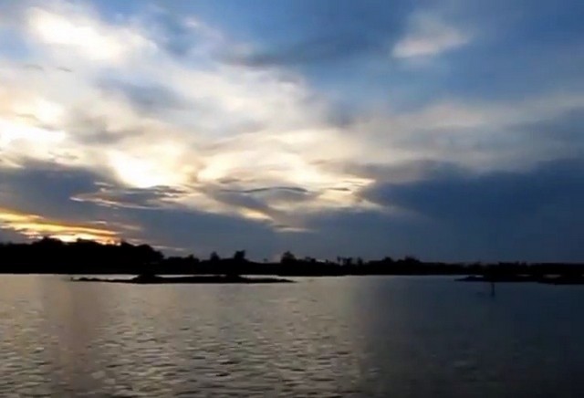 The Largest Lake In Indonesia - Jempang Lake